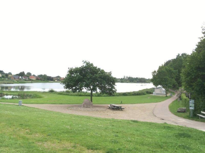 Midtfyns Ferieby Hotel Ringe Exterior photo